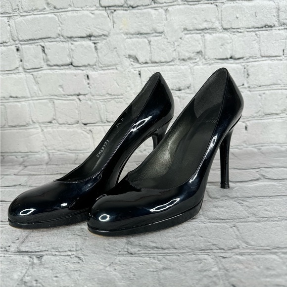 Stuart Weitzman Patent Leather Heels Size 7.5 Narrow Classic Black - Picture 4 of 12